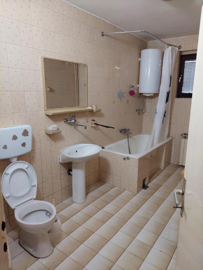 Hills Apartment Ni Exterior foto